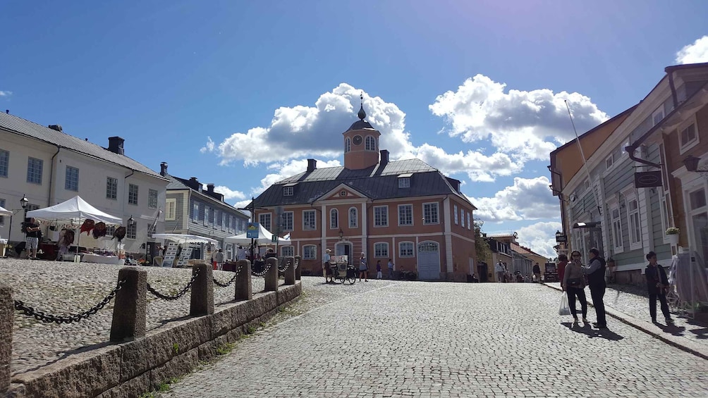 From Helsinki: Porvoo Guided Day Trip with Transportation