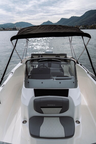 Picture 27 for Activity One Hour Boat Tour Departure Como with Private Captain