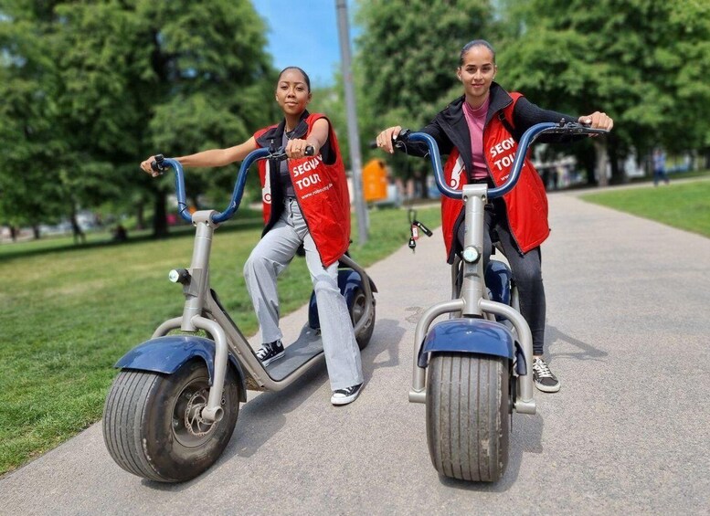 Berlin City: 2 Hour Guided Fat Tire E-Scooter Tour