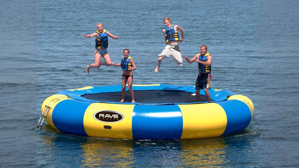 Picture 15 for Activity Waikiki: 5-in-1 Turtle Snorkeling Trip with Transfer