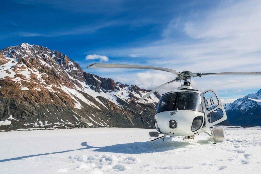 From Kathmandu: Everest Base Camp Helicopter Tour landings