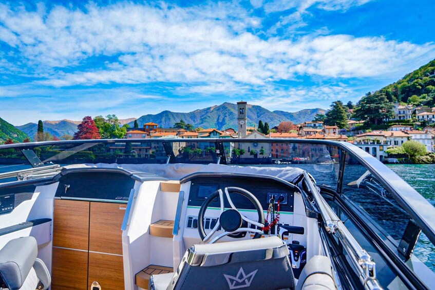 Picture 19 for Activity "2 Hour Luxury Tour of Lake Como: Discover the Beauty"