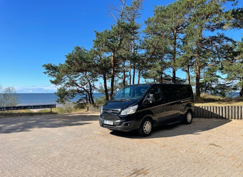 From Riga: Private Transfer to Tallinn with Sightseeing
