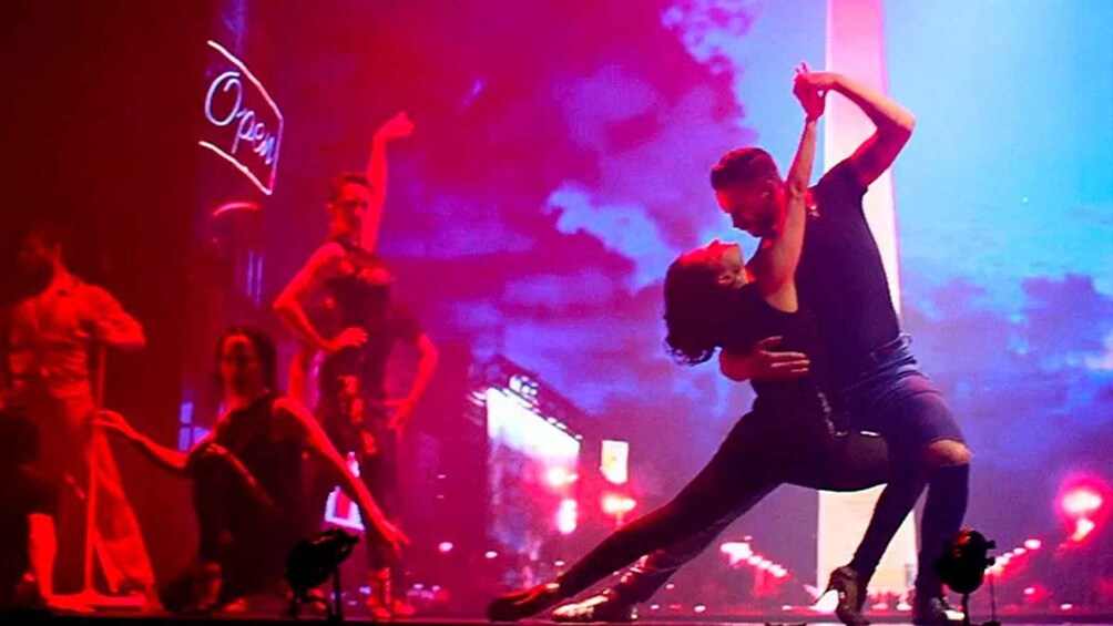Picture 2 for Activity Madero Tango VIP: Dinner + Beverage + Show