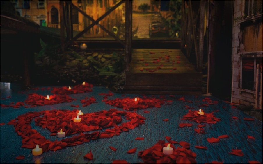 Picture 2 for Activity Amore in Venice Spa: An Unforgettable Thematic Experience