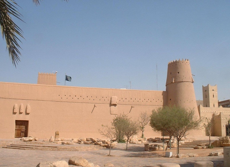 Picture 3 for Activity Riyadh: Full Day City Tour Guided with Transport