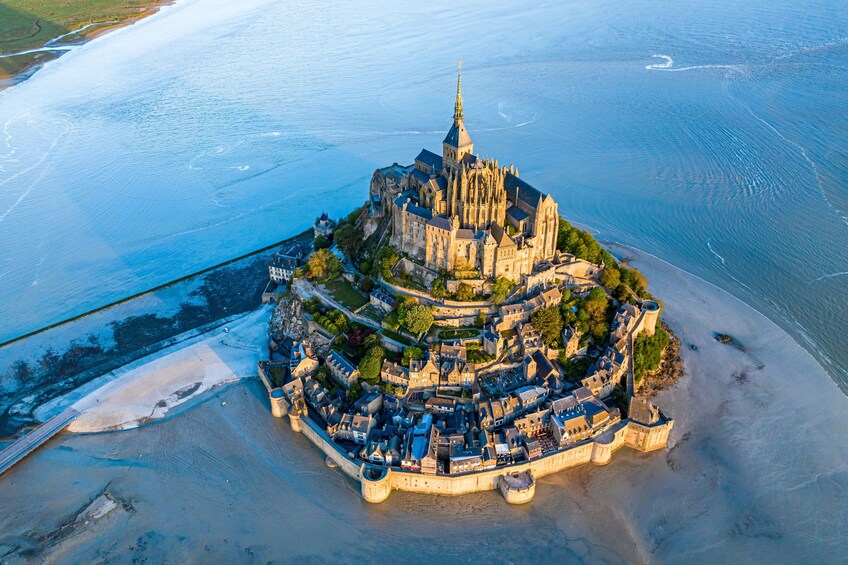 Mont Saint-Michel Day Tour from Paris with an Expert Guide