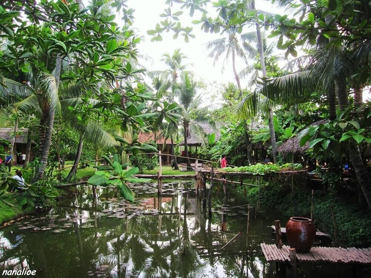 Luxury Speed Boat to Phu Chau Temple Binh Quoi Village Morning Tour