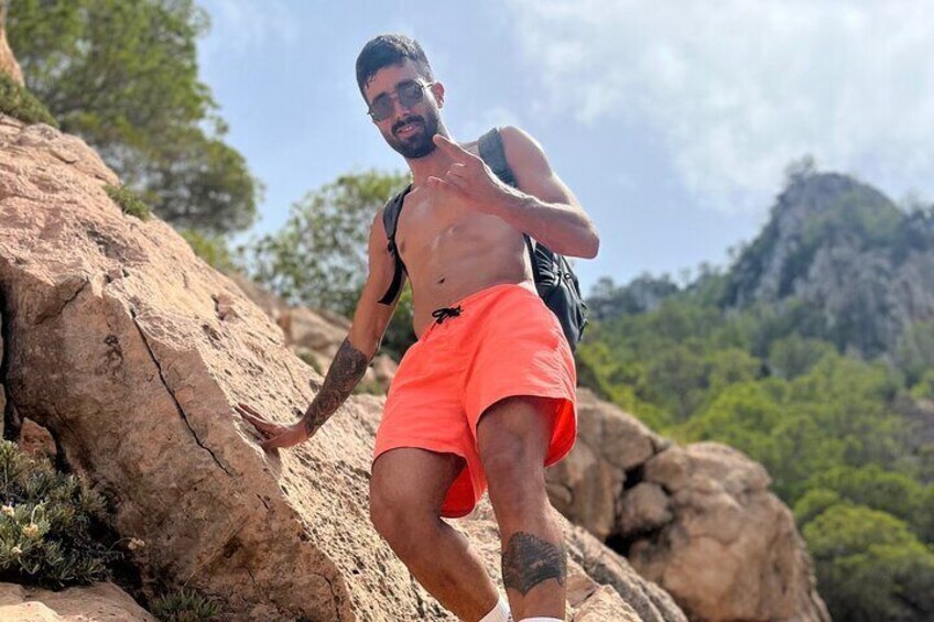 4 hour hiking tour in Ibiza-DIH Hike with us.Connect with nature!