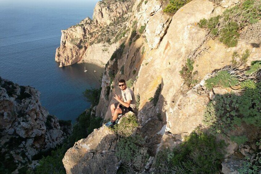 4 hour hiking tour in Ibiza-DIH Hike with us.Connect with nature!