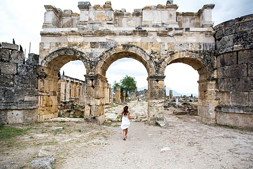 Picture 12 for Activity From Kusadasi and Selcuk: Pamukkale and Hiearapolis Tour