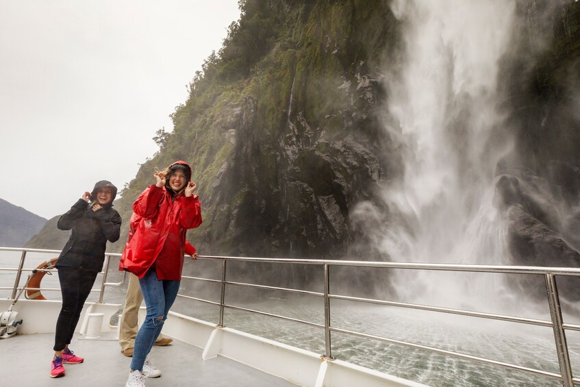 Milford Sound Coach & Nature Cruise ex Queenstown with Lunch