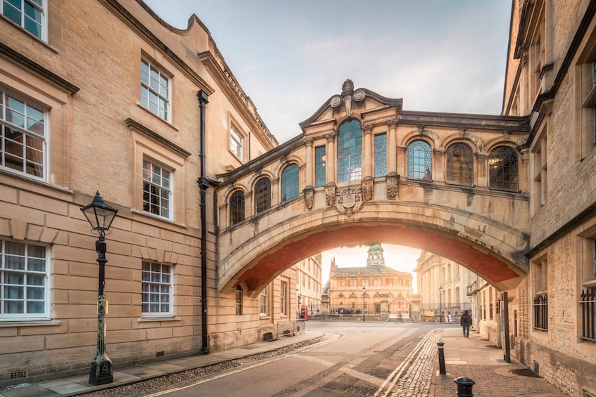 Picture 3 for Activity From London: Cotswolds and Oxford Guided Day-Trip