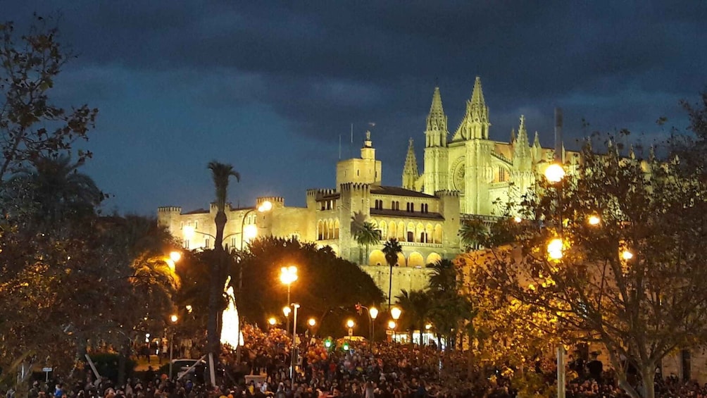 Picture 9 for Activity Palma Old Town Sunset Tour and Food Tastings