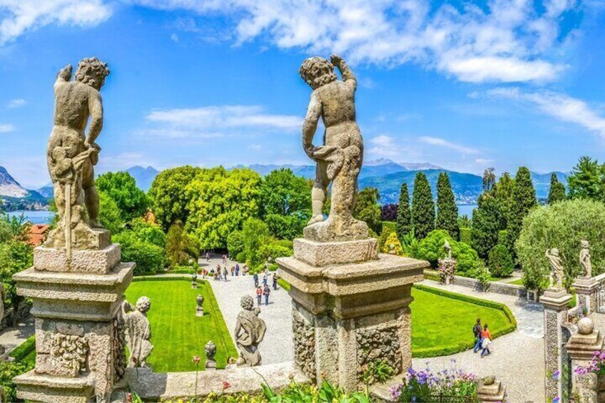 Private Full-Day Stresa and Borromean Islands Tour from Como