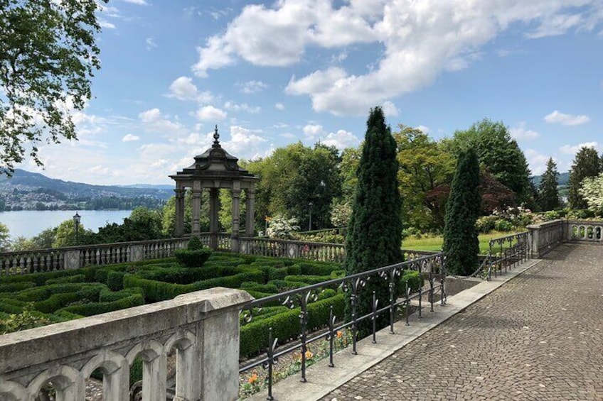 Private Tour to Authentic Lake in Lucerne