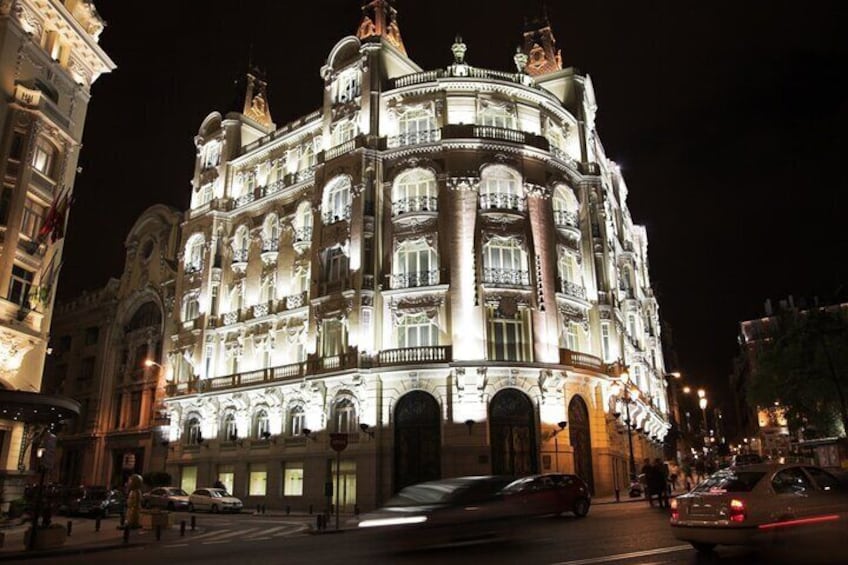 Ghosts of Madrid: Exploration Game and Tour