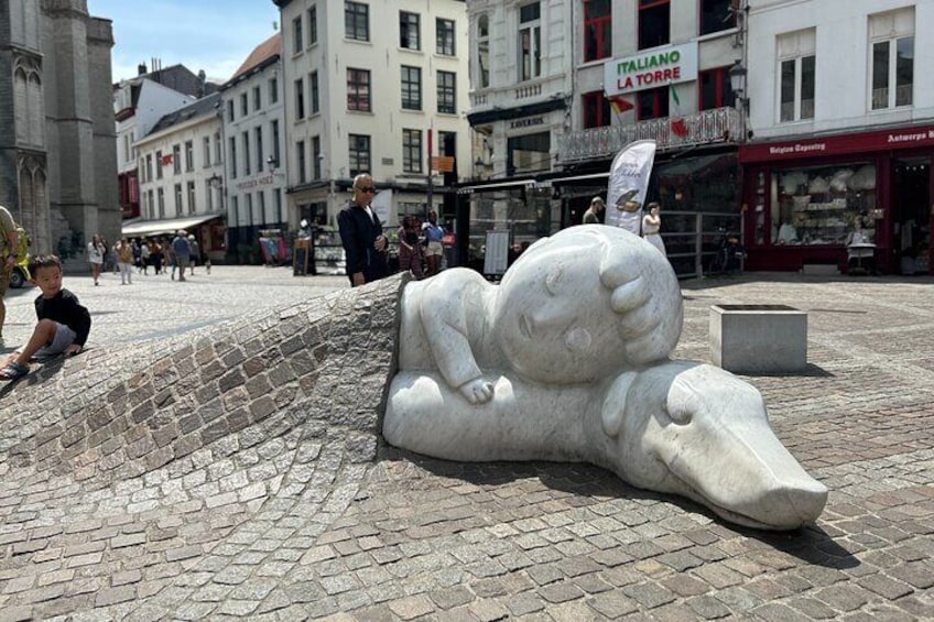 Antwerp: Food Walking Tour with 5 Tastings