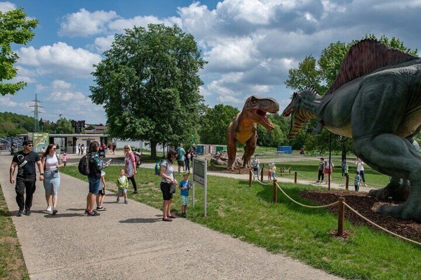 Dinosaurus experience in Prague