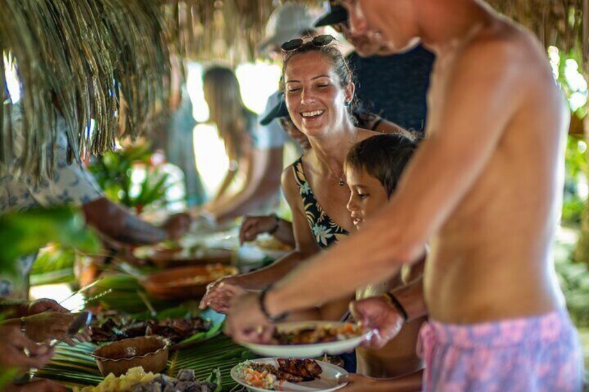 Bora Bora Adventures, Motu fanfan, Polynesian meal, Bora Bora Tours, Bora Bora Excursion, Bora Bora Boat trip, Tahiti Tours, Bora Bora Combo Tours, Bora Bora ATV tours, BOra Bora ATV Quads Adventures.