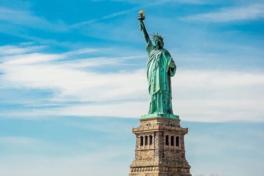 Private Statue of Liberty and Ellis Island Tour and Ferry