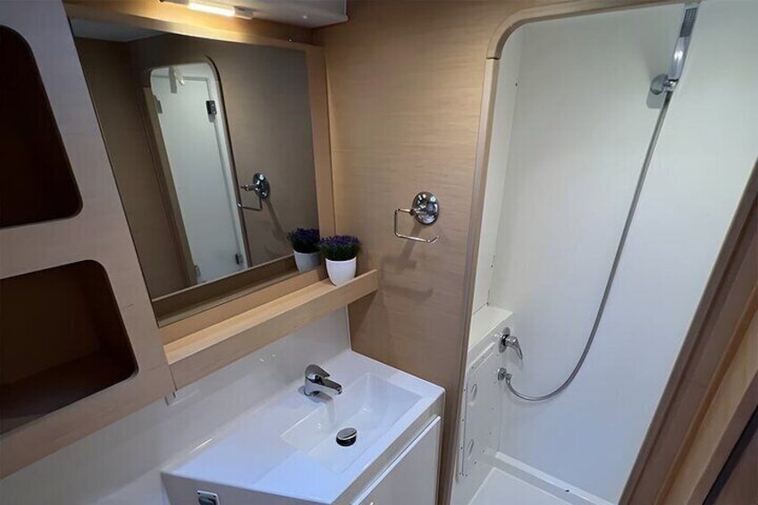 3 Hour Catamaran Experience in a Private Lagoon