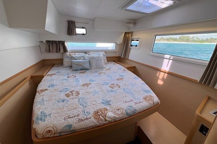 3 Hour Catamaran Experience in a Private Lagoon