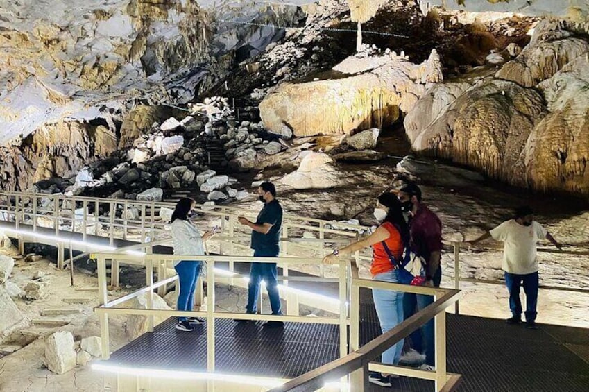 Tour to Bustamante Caves with Transfer Guide and Tickets