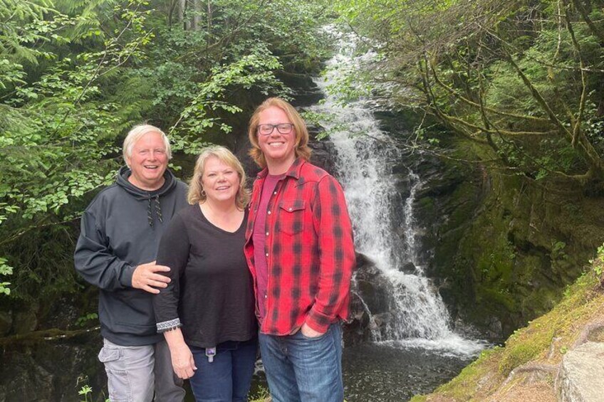 Guests enjoying our waterfall stop! 