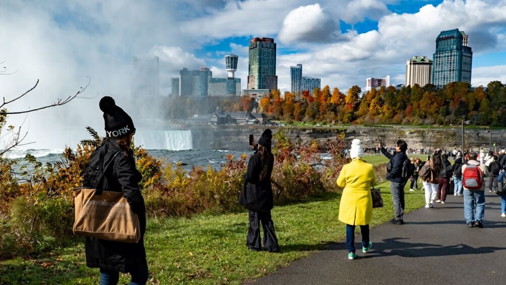 Niagara Falls in One day Tour from New York City