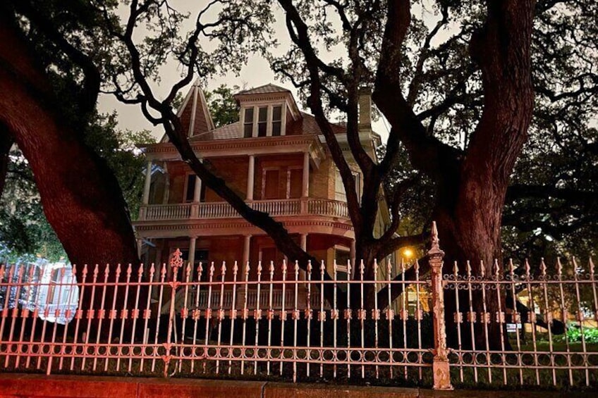 Austin's Famous Ghosts Smartphone Guided Audio App Walking Tour