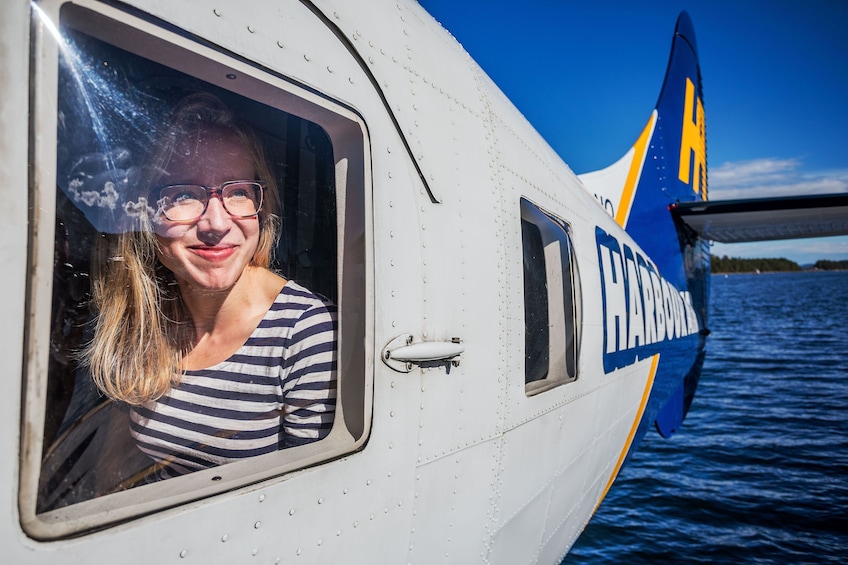 From Vancouver: Round-trip Day Trip to Whistler by Seaplane