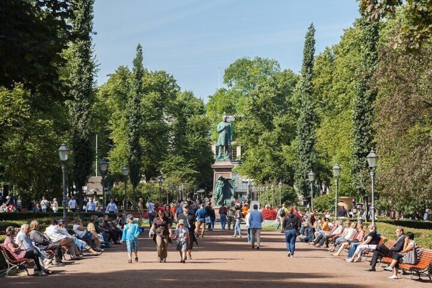 Helsinki English Speaking Walking Tour