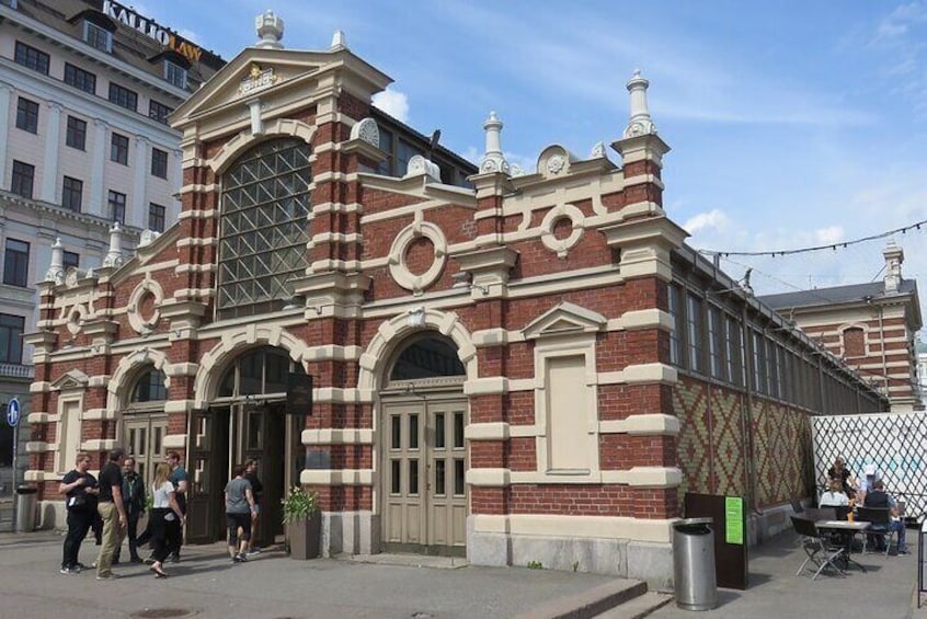 Helsinki English Speaking Walking Tour