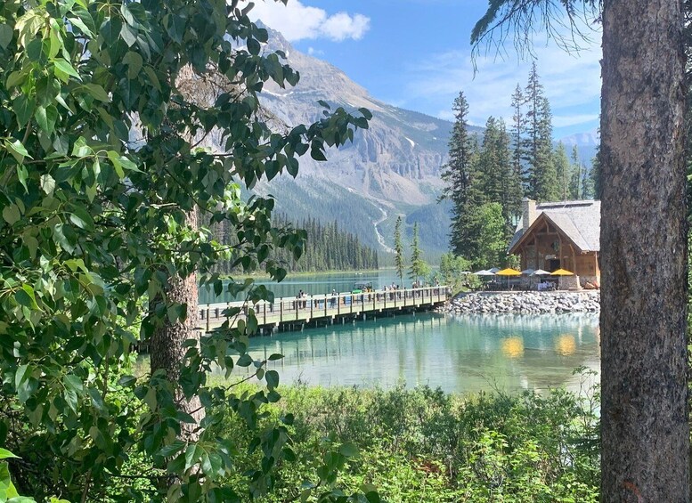 Picture 3 for Activity Calgary: 3-Day Lake Louise, Moraine, Emerald, Yoho, Icefield