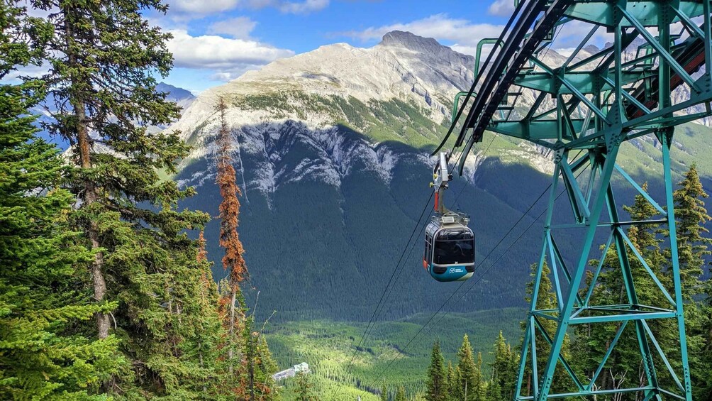 Picture 6 for Activity Calgary: 3-Day Lake Louise, Moraine, Emerald, Yoho, Icefield