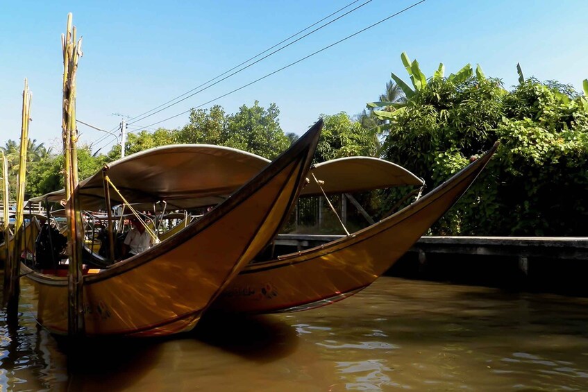 Picture 15 for Activity The Old Siam: Damnoen Saduak and Maeklong Railway Market