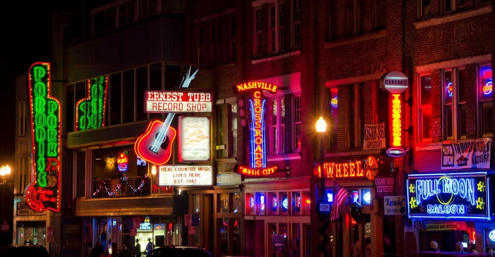 Picture 1 for Activity Nashville: Music History and Moonshine Pub Crawl