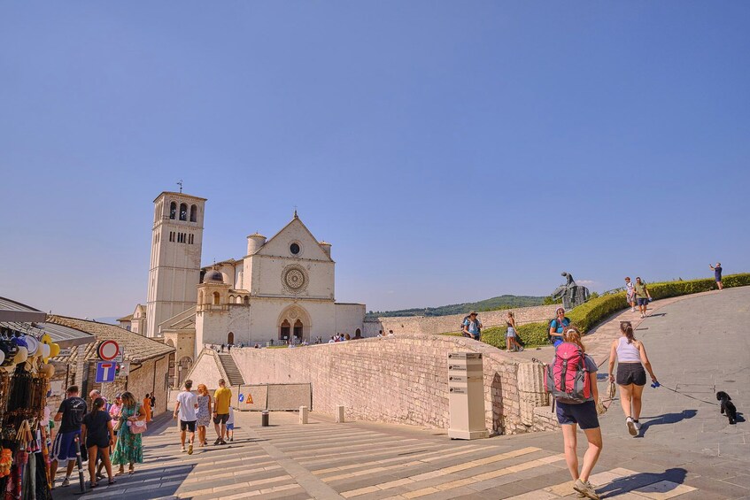Orvieto and Assisi Tour with Church Visits from Florence