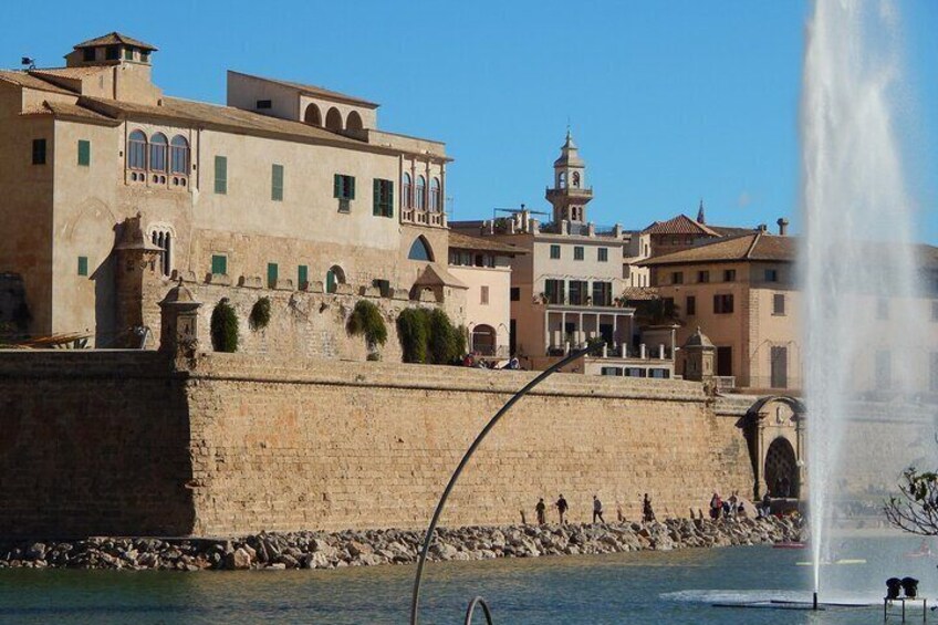 Private Shore Excursion with Local Guide in Mallorca 