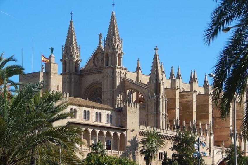 Private Shore Excursion with Local Guide in Mallorca 