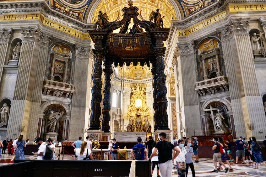 In-depth Private or Shared Guided Tour of St. Peter's Basilica & Square