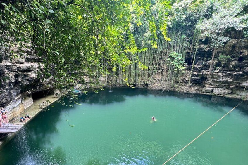 Private Day Tour to Chichen Itza and Cenotes from Valladolid