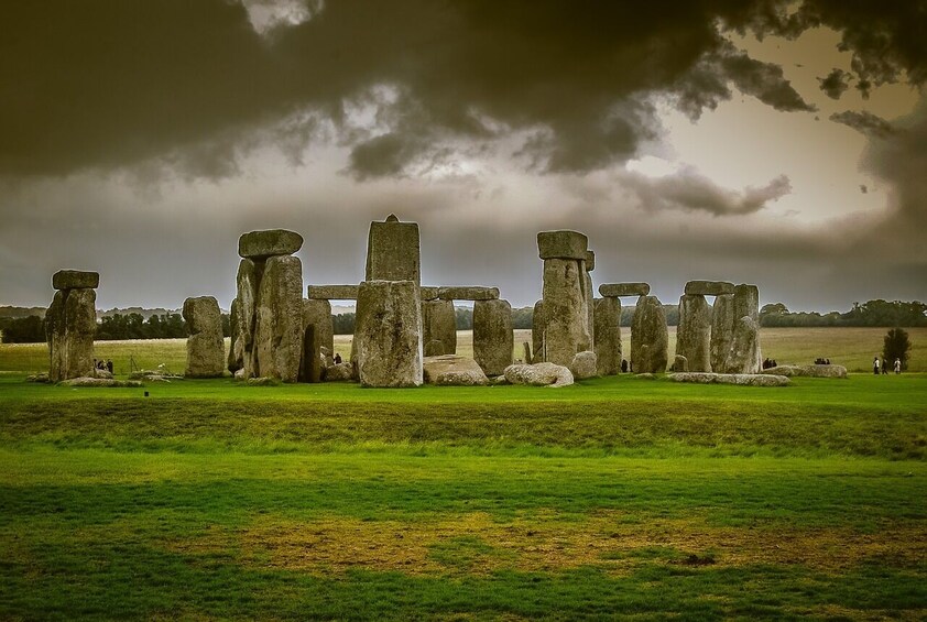Windsor, Stonehenge Winchester Tour Private includes entry passes