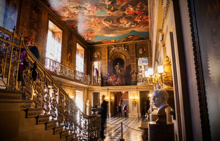 Lost in Beauty: Chatsworth & Peak District from Manchester