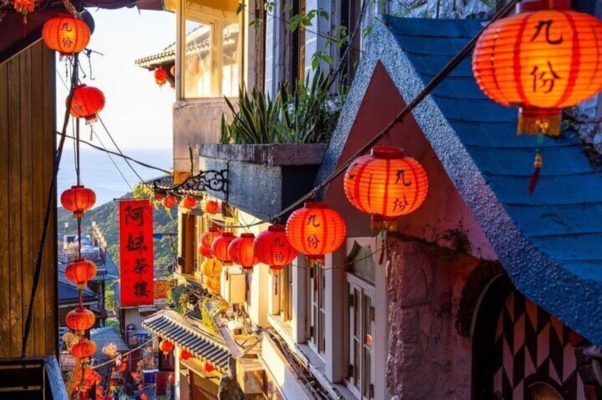 Taipei: Yangmingshan, Yehliu, Jiufen, Shifen Full Day Tour