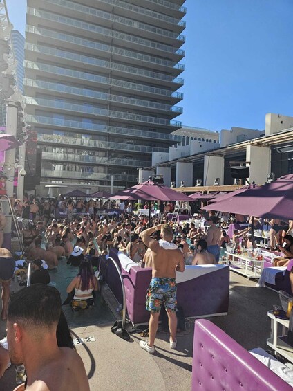 Las Vegas: Day Club Pool Party with Free Drinks & Party Bus
