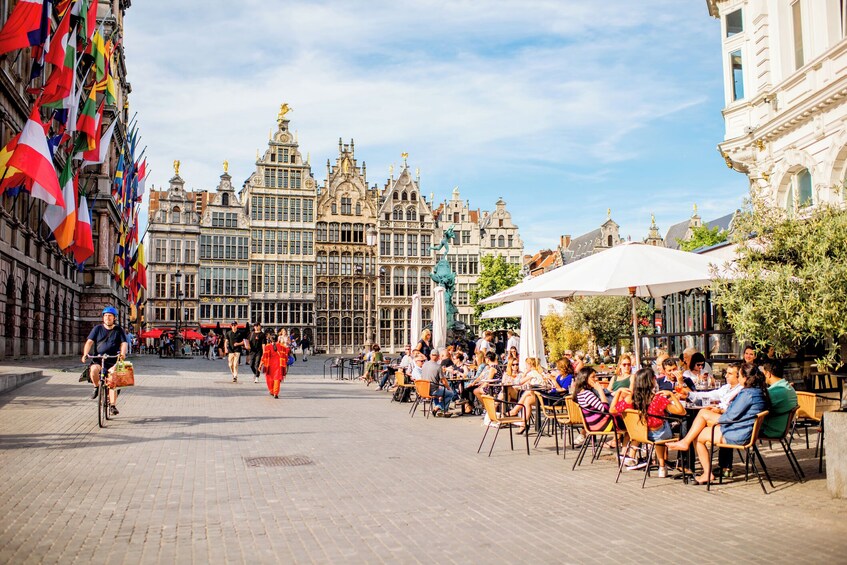3 Countries in 1 Day: Antwerp & Cologne Full Day Tour from Amsterdam