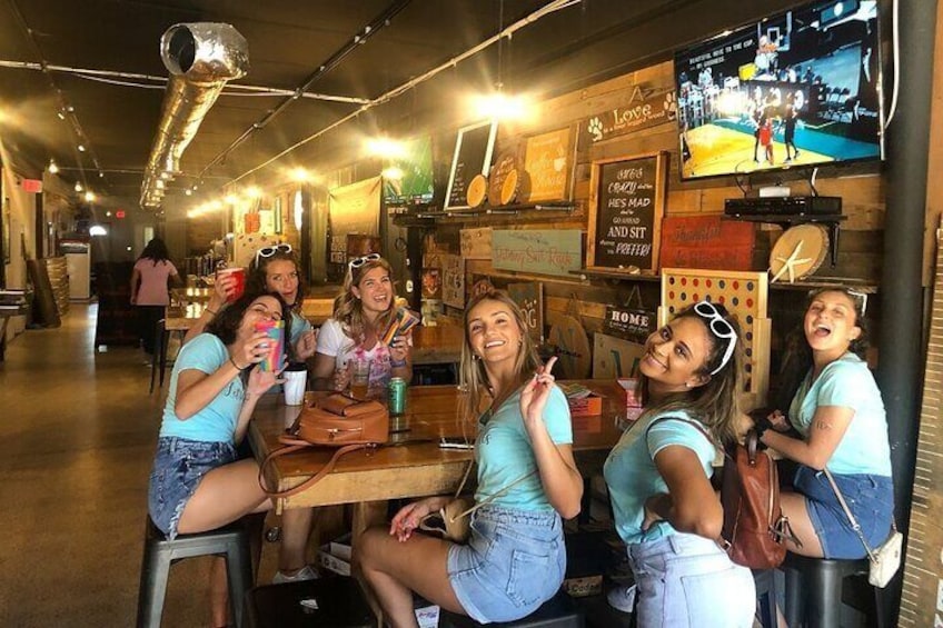 Party Bus Dive Bar Bus Crawl l