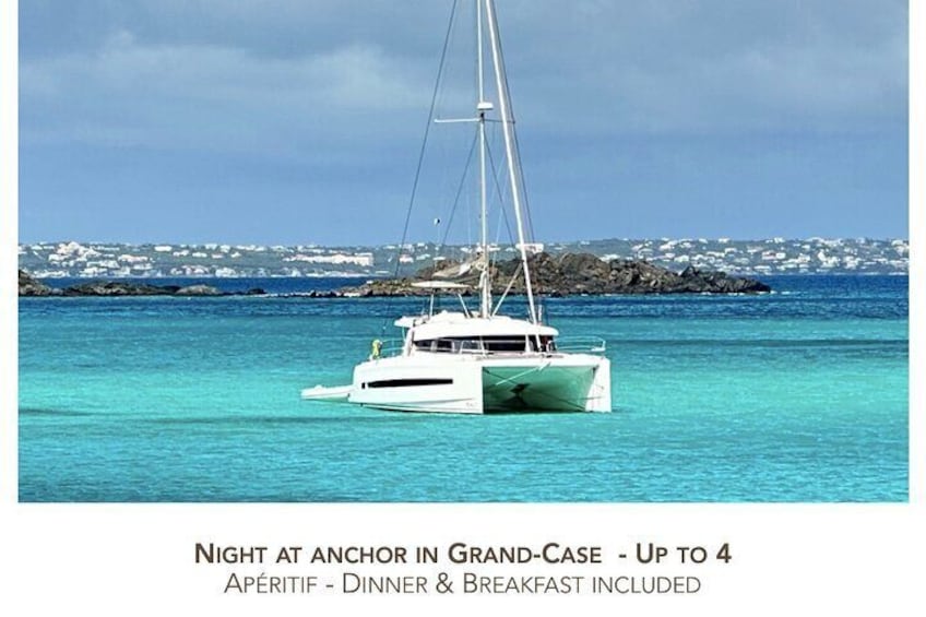 Night at anchor in Grand Case without navigation